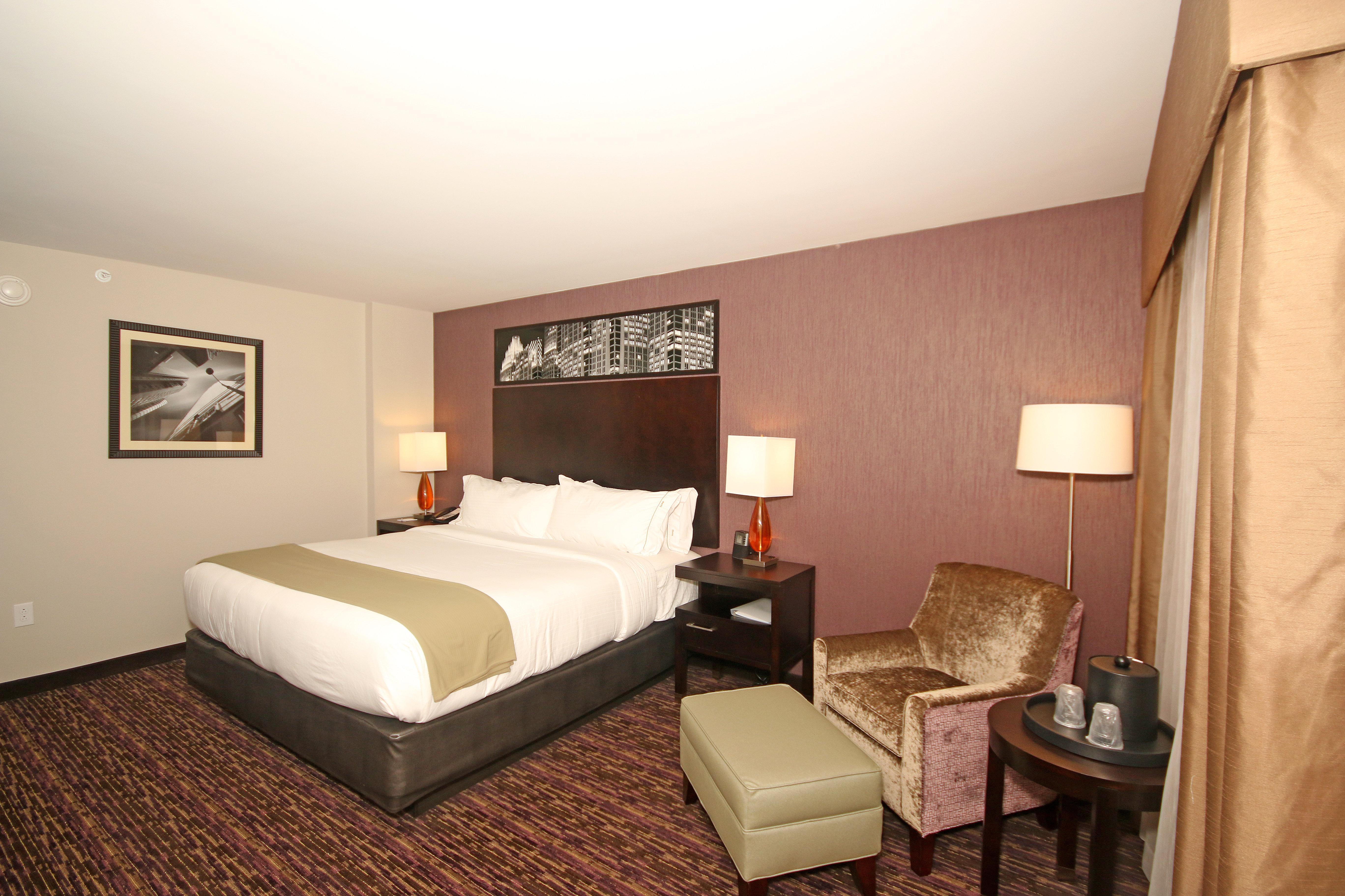 Holiday Inn Express & Suites Charlotte North, An Ihg Hotel Buitenkant foto